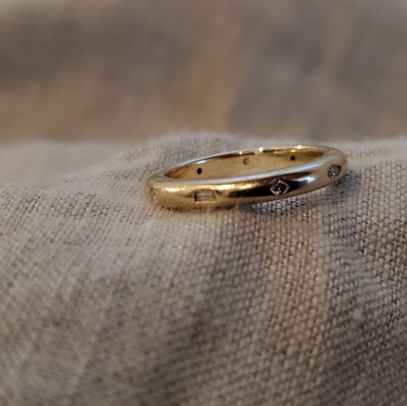 14k yellow gold eternity band with diamonds - Picture 4 of 5